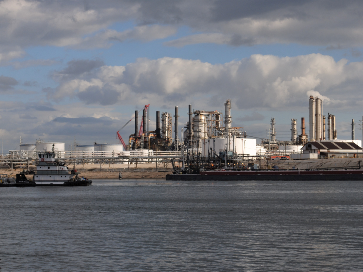 New Report Calls Houston Ship Channel a ‘Racial Sacrifice Zone’ for Human Rights