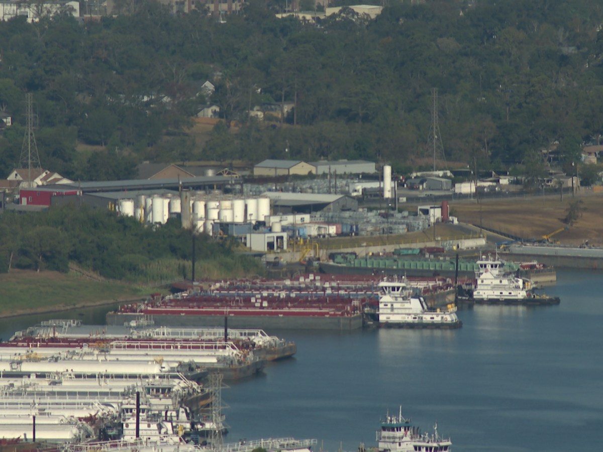 Levels of Cancer-Causing Benzene Reached New Heights in Beleaguered Channelview, Texas. Regulators Never Told Residents.